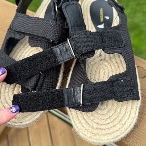 NWOB Pretty Little Thing size 8 Black Canvas Strappy Sandals Espadrille Sole - Picture 9 of 11